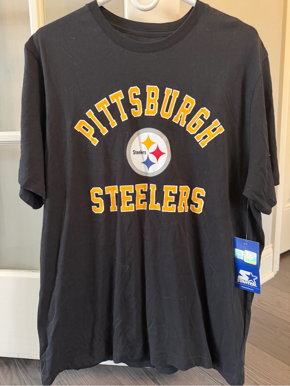 STARTER Black Steelers Logo Tee with Yellow Accent- Large *New with tags*